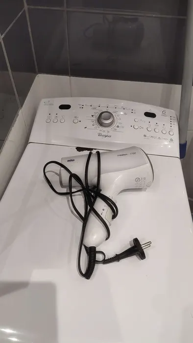 Hairdryer
